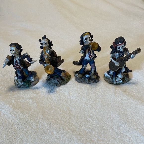 Band of 4 Skeleton Musician Figures - Picture 2 of 13